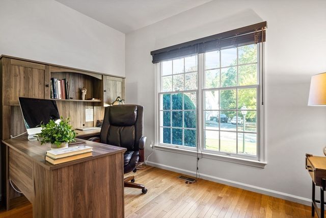 25 Ridge Way, North Andover, MA 01845