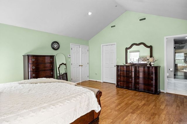 25 Ridge Way, North Andover, MA 01845