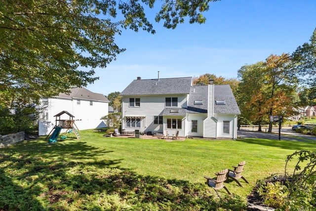 25 Ridge Way, North Andover, MA 01845
