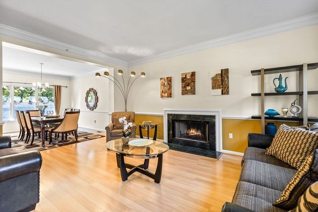 25 Ridge Way, North Andover, MA 01845