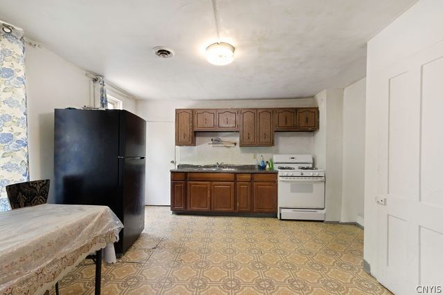 417 Kirkpatrick Street, Syracuse, NY 13208