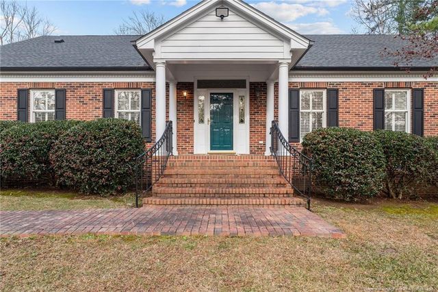 2212 Tanglewood Drive, Sanford, NC 27330