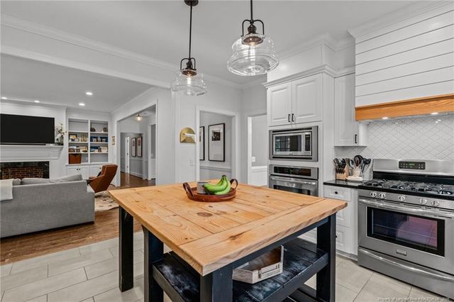 2212 Tanglewood Drive, Sanford, NC 27330