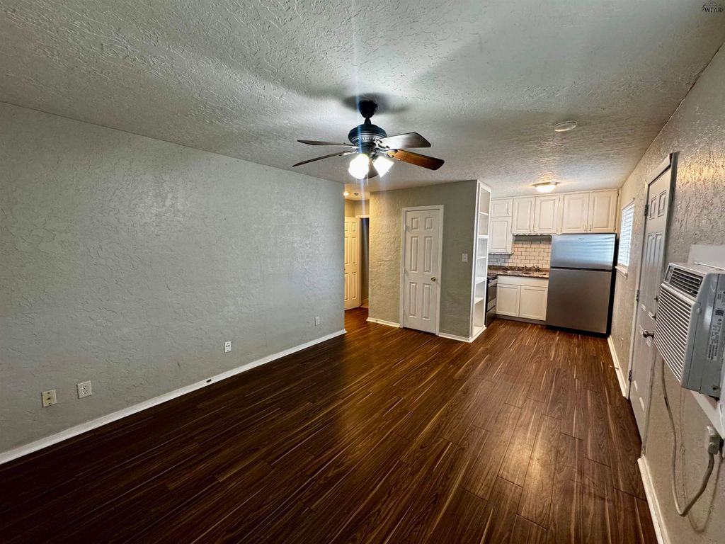 1710 10TH STREET, Wichita Falls, TX 76301