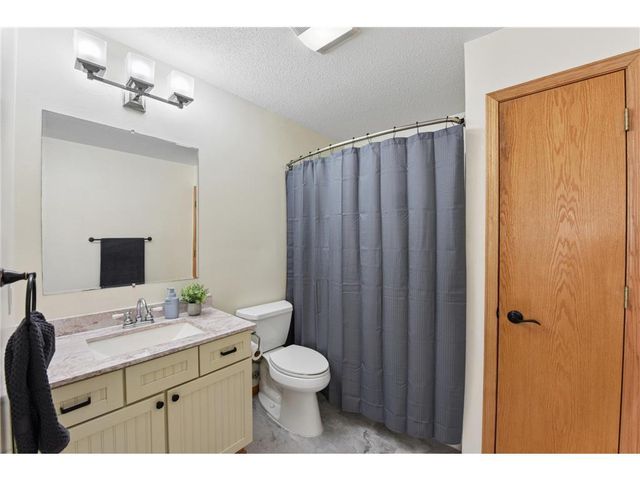 941 W Edge Place #14, New Richmond, WI 54017