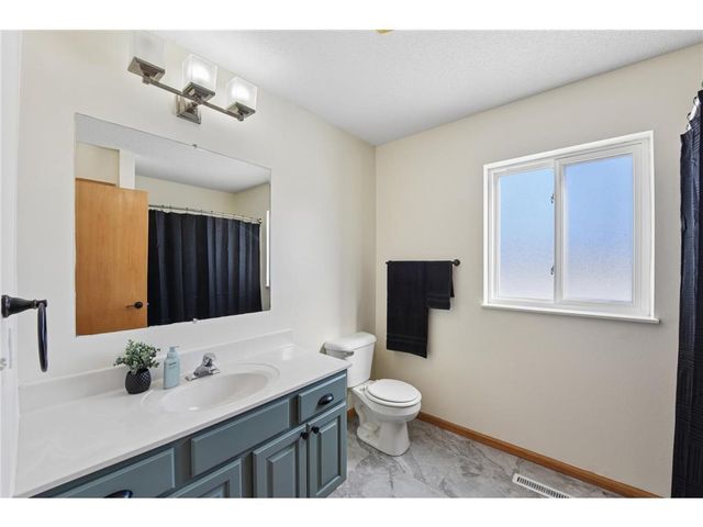 941 W Edge Place #14, New Richmond, WI 54017