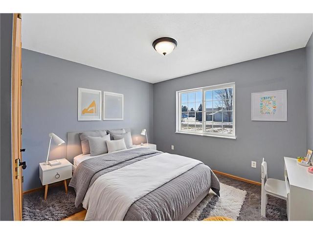 941 W Edge Place #14, New Richmond, WI 54017