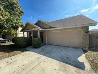 1810 POSSUM WOLF, San Antonio, TX 78245