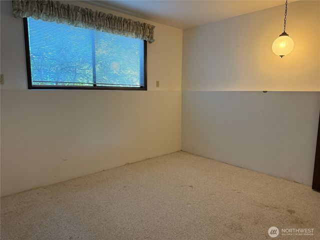 121 E Rhododendron Lane, Union, WA 98592