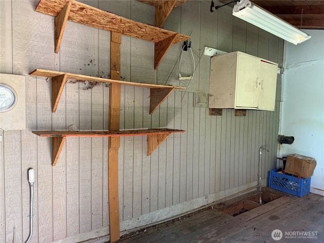 121 E Rhododendron Lane, Union, WA 98592