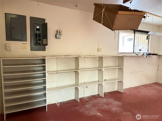 121 E Rhododendron Lane, Union, WA 98592