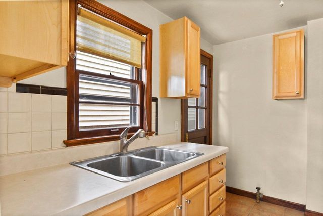 718-720 S Dickinson Street, Madison, WI 53703