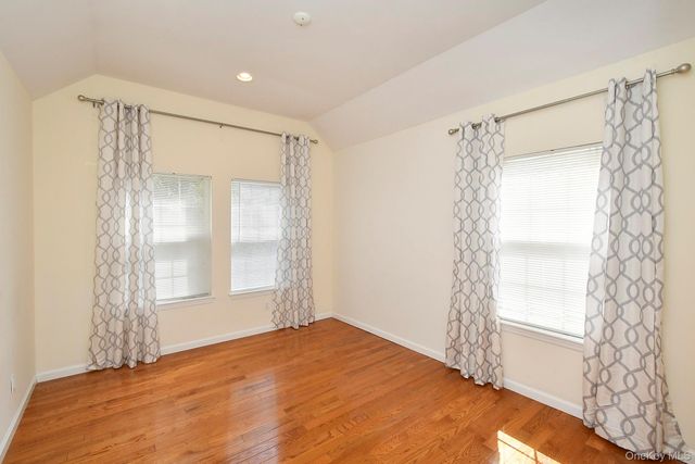 34 Dunes Lane, Port Washington, NY 11050