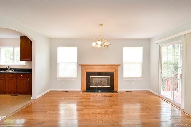 34 Dunes Lane, Port Washington, NY 11050