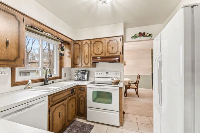 1726 Pinnacle Drive Sw, City Of Wyoming, MI 49519