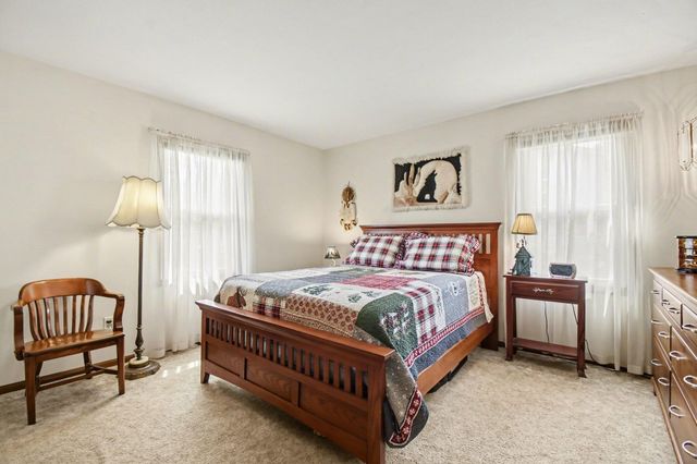 1726 Pinnacle Drive Sw, City Of Wyoming, MI 49519