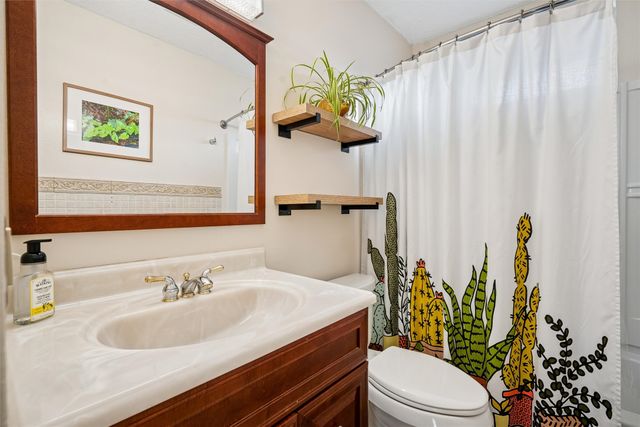 3513 E 38th Court, Des Moines, IA 50317