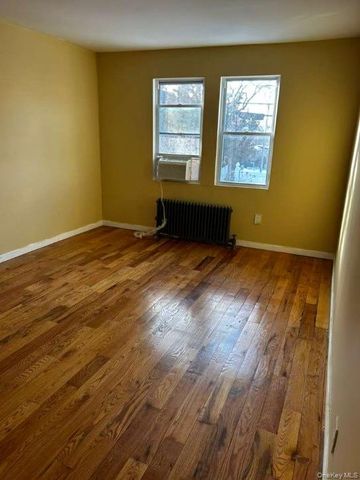 115-20 217 Street, Cambria Heights, NY 11411