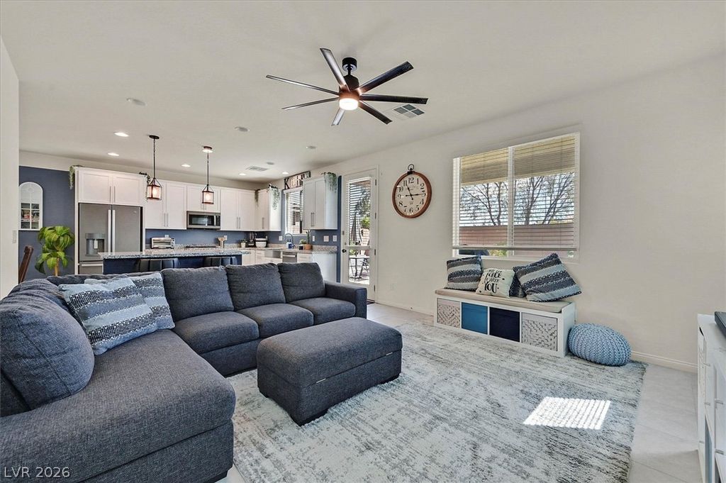8172 Willmann Street, Las Vegas, NV 89178 — exterior