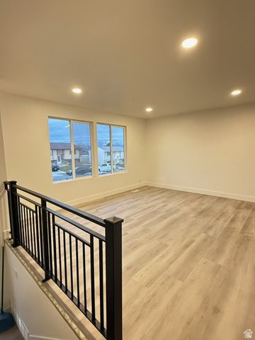 5271 W BEGONIA CIR, West Jordan, UT 84081