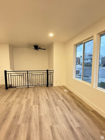 5271 W BEGONIA CIR, West Jordan, UT 84081