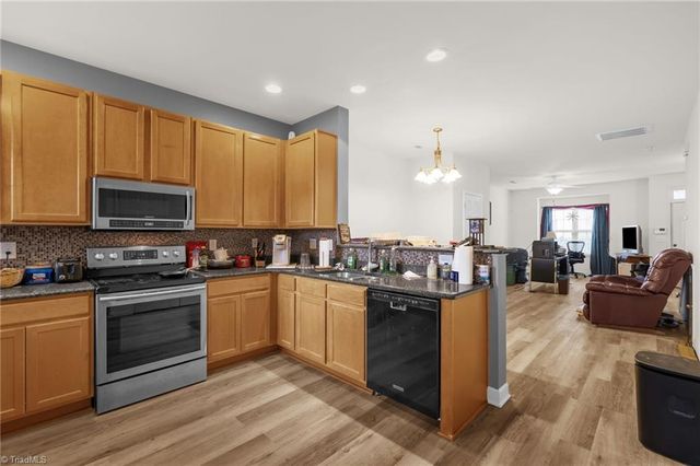 130 Humberside Drive, Kernersville, NC 27284