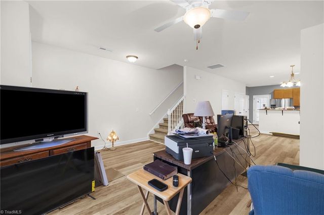 130 Humberside Drive, Kernersville, NC 27284