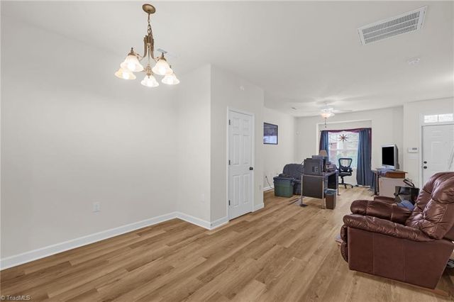 130 Humberside Drive, Kernersville, NC 27284