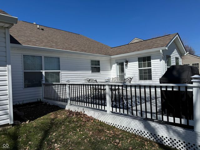 1463 Hamilton Drive, Greenwood, IN 46143
