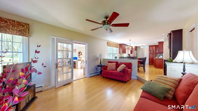 119 Pheasant Run, Newington, CT 06111