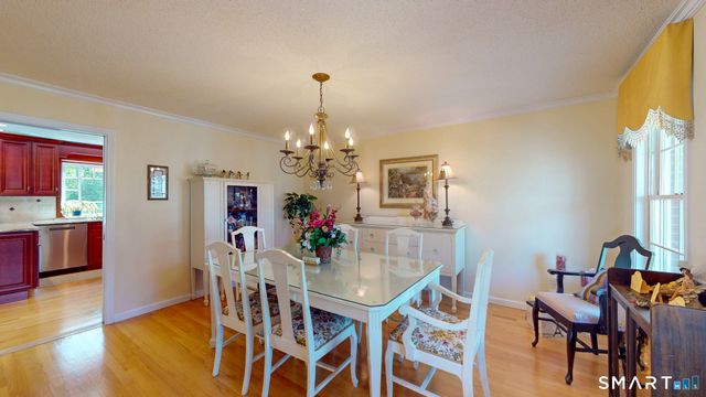 119 Pheasant Run, Newington, CT 06111