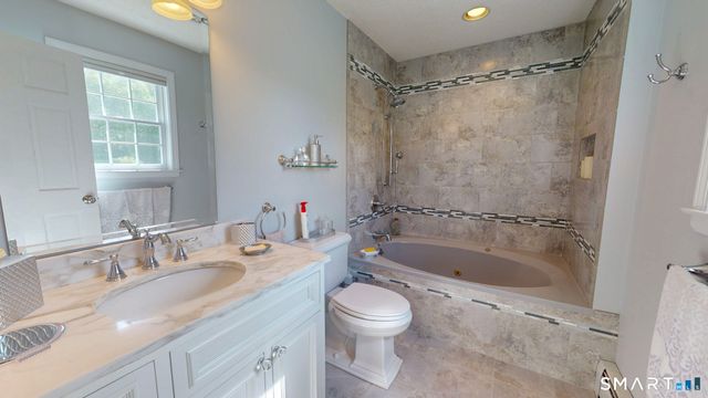 119 Pheasant Run, Newington, CT 06111