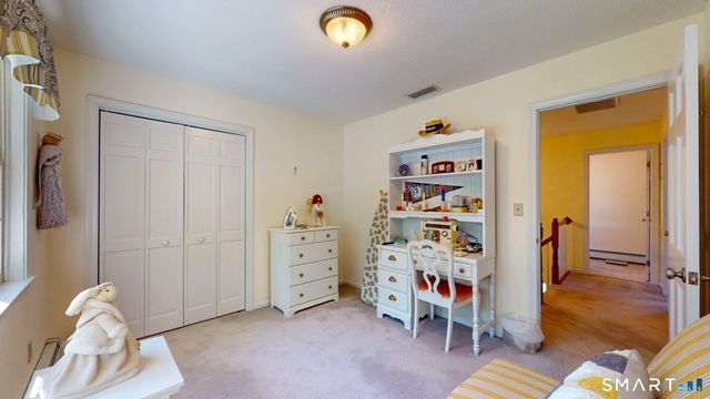119 Pheasant Run, Newington, CT 06111