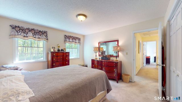 119 Pheasant Run, Newington, CT 06111