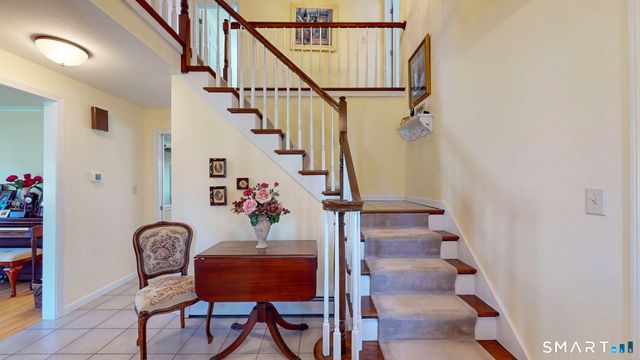 119 Pheasant Run, Newington, CT 06111
