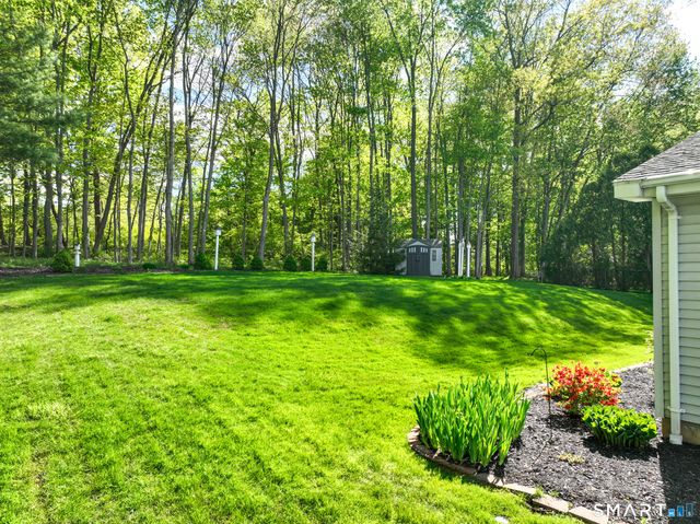119 Pheasant Run, Newington, CT 06111