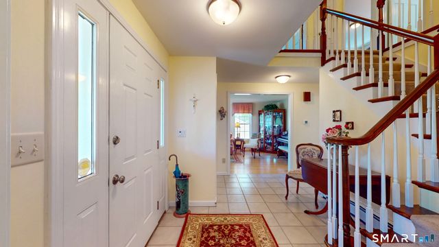 119 Pheasant Run, Newington, CT 06111