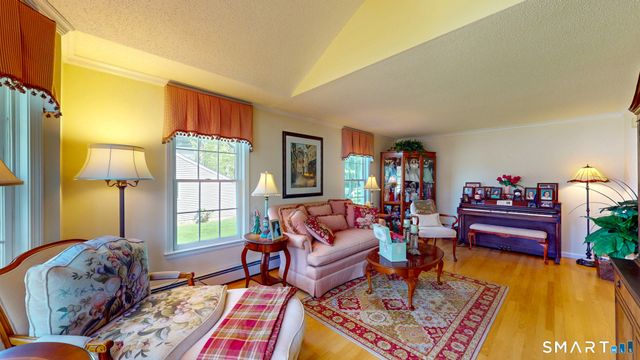 119 Pheasant Run, Newington, CT 06111