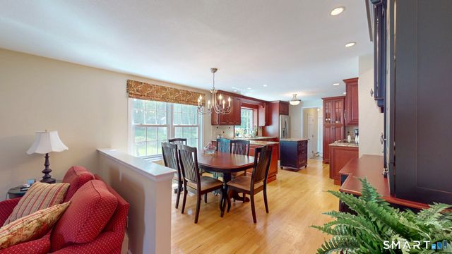 119 Pheasant Run, Newington, CT 06111