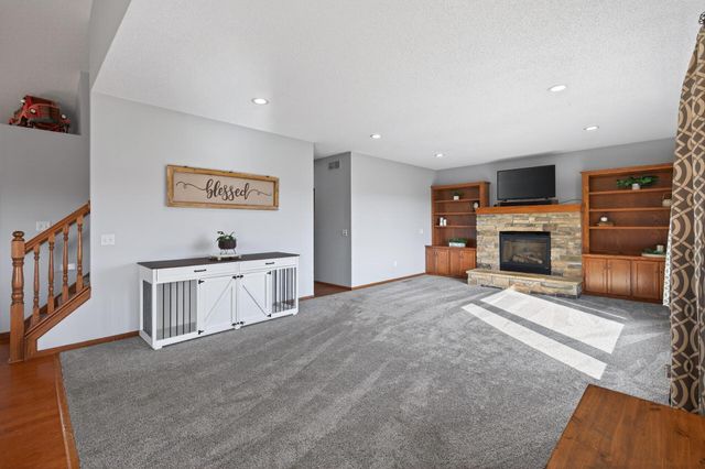 975 Hope Avenue, Jordan, MN 55352