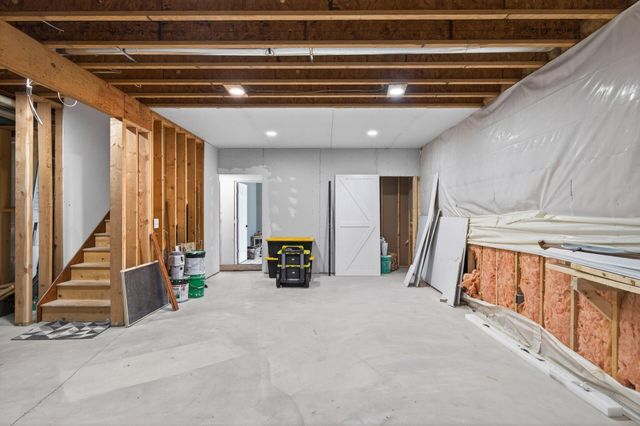 975 Hope Avenue, Jordan, MN 55352