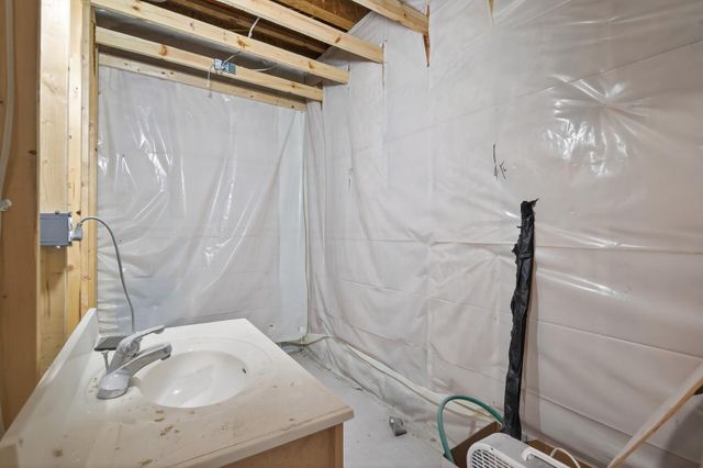 975 Hope Avenue, Jordan, MN 55352