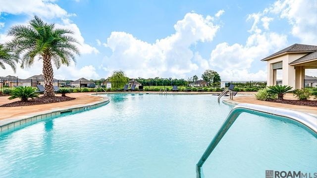 8027 Derick Ave, Baton Rouge, LA 70820