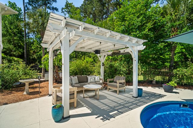 3368 Cottonfield Drive, Mount Pleasant, SC 29466