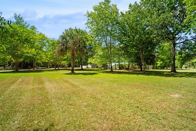 3368 Cottonfield Drive, Mount Pleasant, SC 29466
