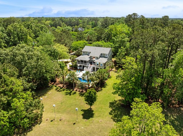 3368 Cottonfield Drive, Mount Pleasant, SC 29466