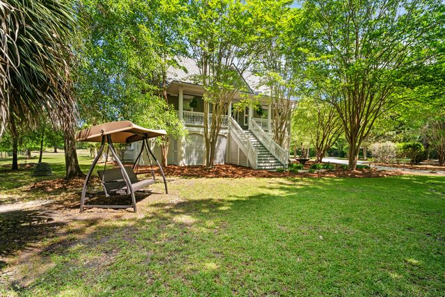 3368 Cottonfield Drive, Mount Pleasant, SC 29466