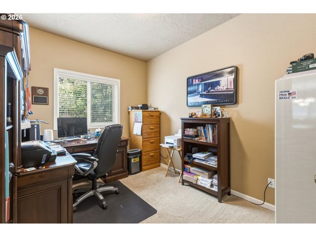 347 FERNCREST Rd, Longview, WA 98632