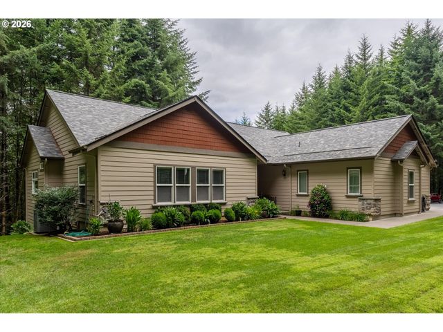 347 FERNCREST Rd, Longview, WA 98632