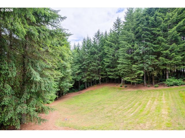 347 FERNCREST Rd, Longview, WA 98632